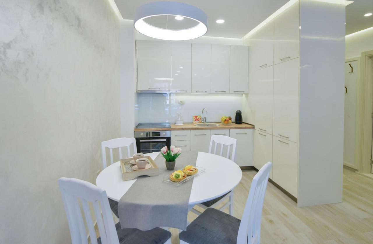 Brand New Apartments Sveti Stefan Buitenkant foto