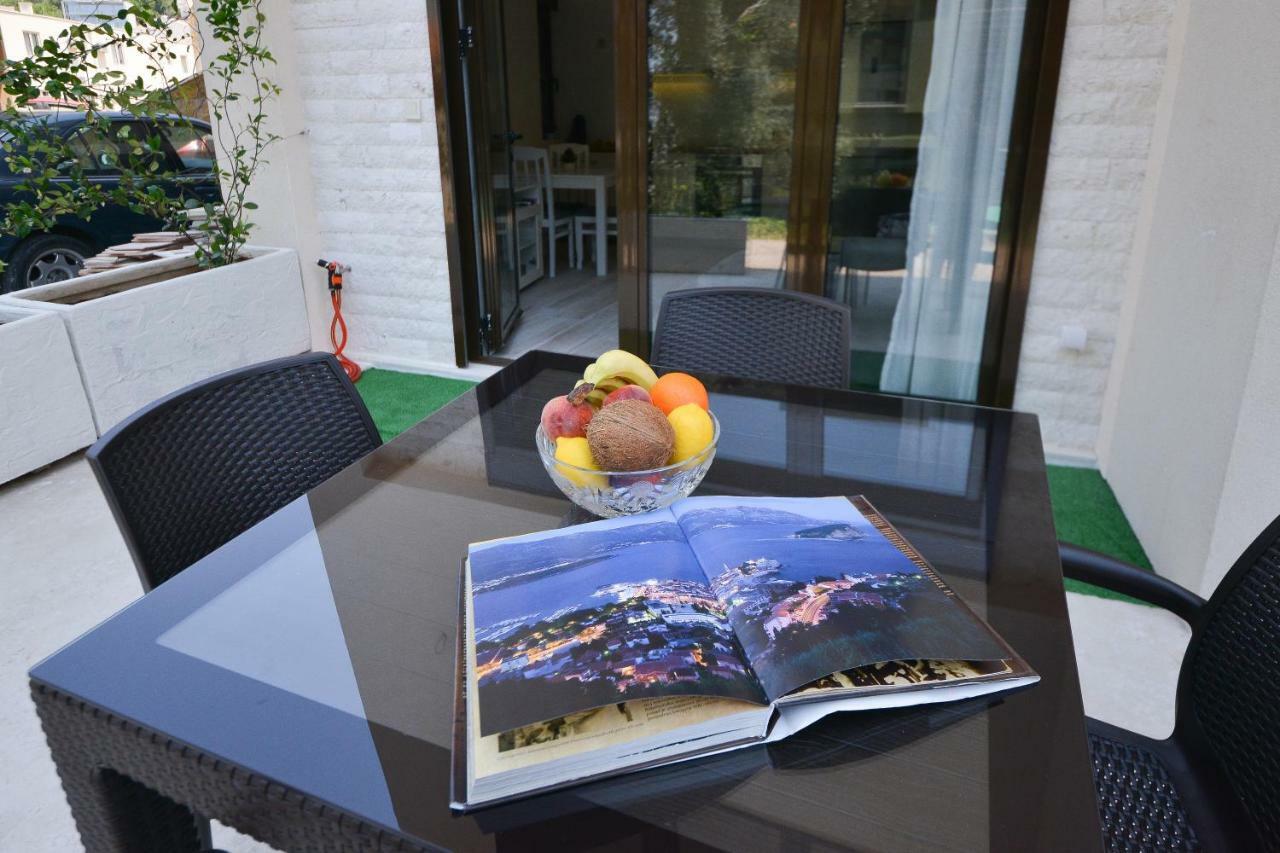 Brand New Apartments Sveti Stefan Buitenkant foto