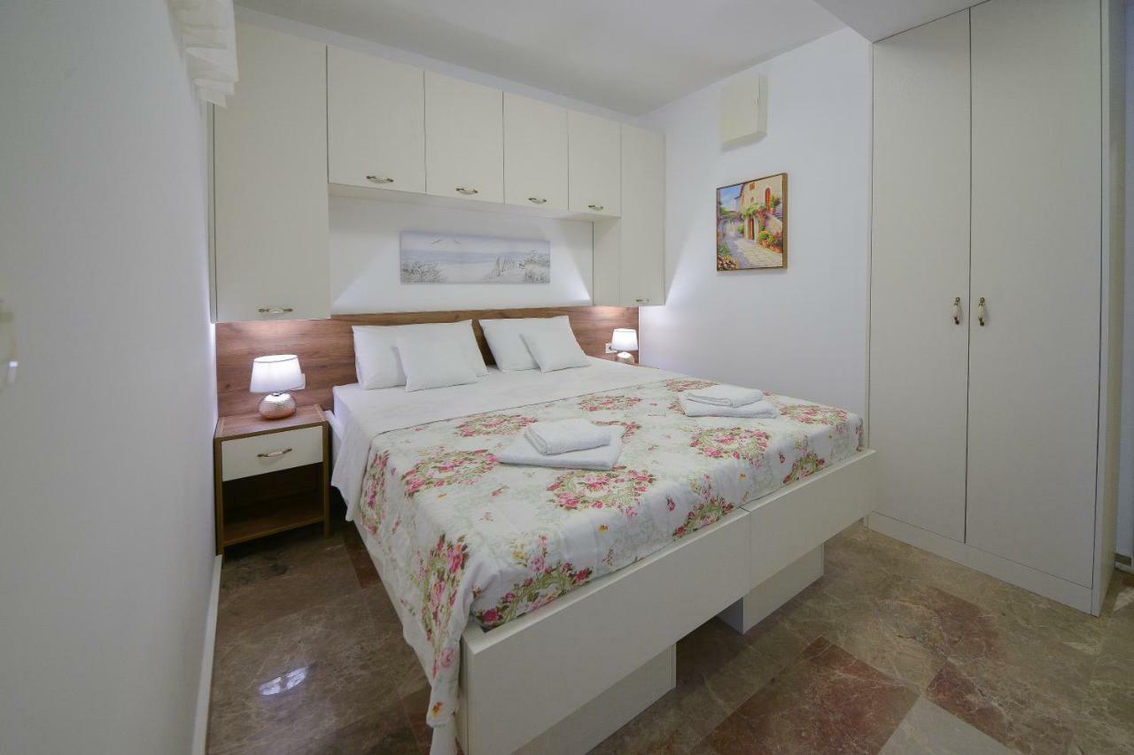 Brand New Apartments Sveti Stefan Buitenkant foto